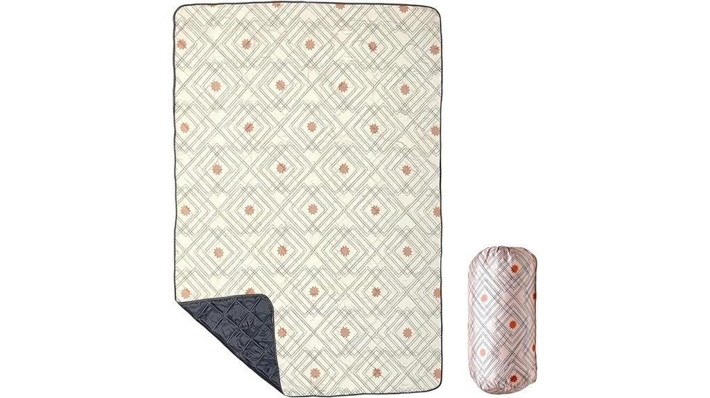 large waterproof outdoor blanket