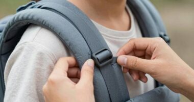 adjust straps for back pain